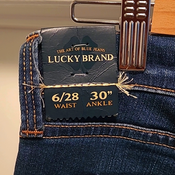 Lucky Sofia Boot jeans - Picture 9 of 14
